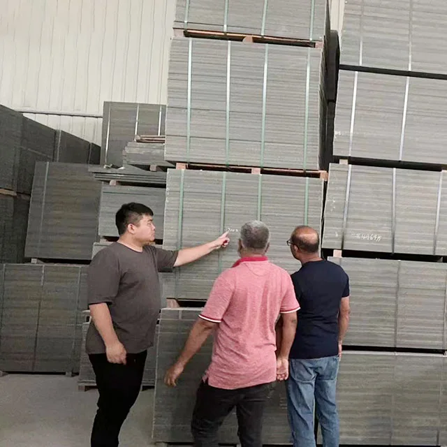 Palete de máquinas para fabricação de tijolos